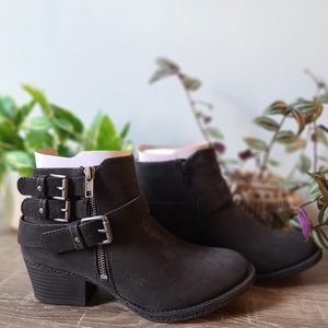 NWT Ladies Moto Booties - 7.5